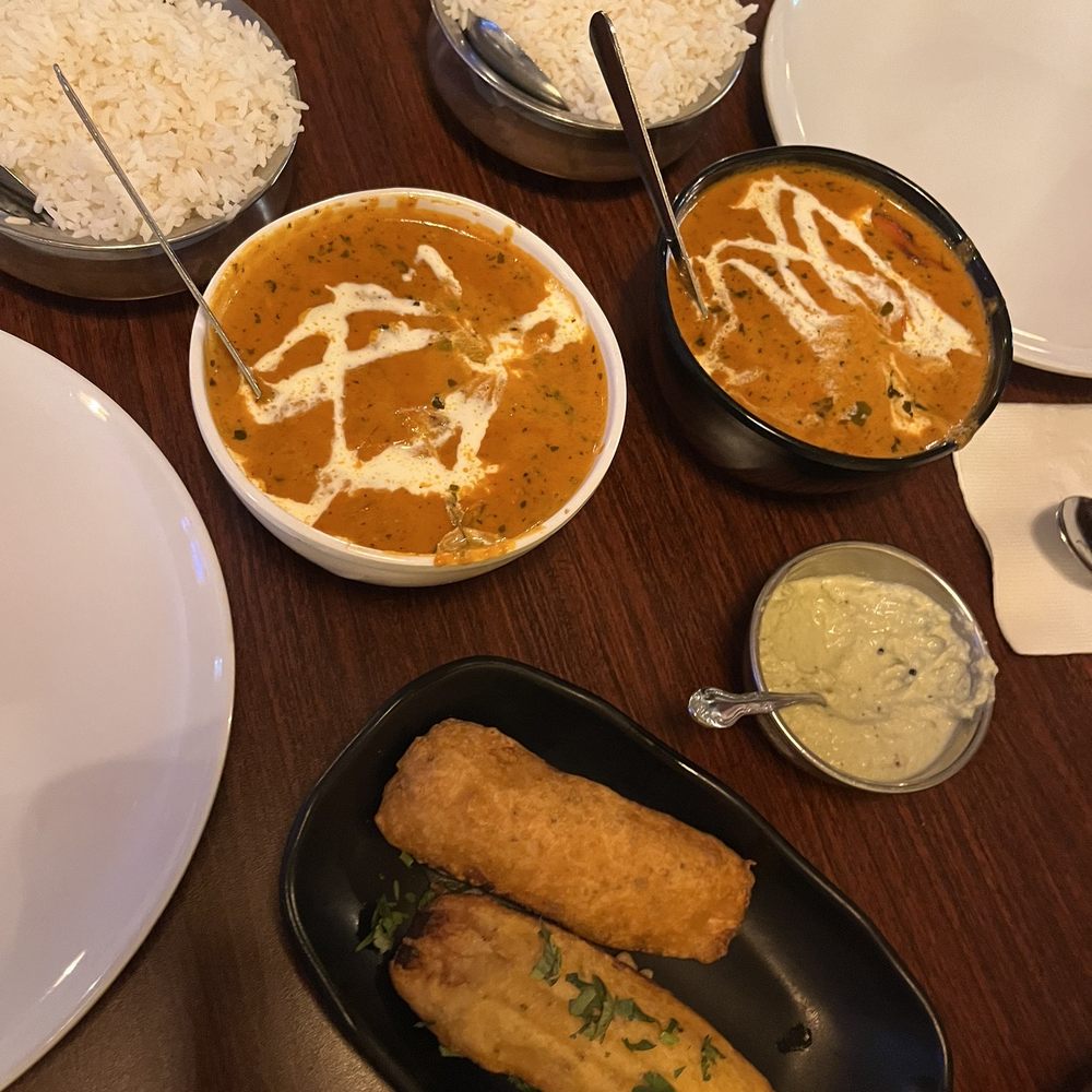 Nellai Banana Leaf - Butter Chicken & Chicken Tikka Masala - Indian Near Me - Williamsville, New York Nellai Banana Leaf - Butter Chicken & Chicken Tikka Masala - Indian Near Me - Williamsville, New York
