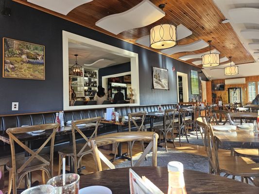 Trail House Kitchen & Bar by null