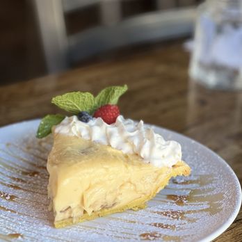 Chicken Pie Shop Walnut Creek - Banana Cream Pie - American Near Me - Walnut Creek, California Chicken Pie Shop Walnut Creek - Banana Cream Pie - American Near Me - Walnut Creek, California