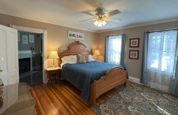 Saltair Inn Waterfront B&B by null