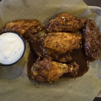 Buffalo Wild Wings - 6pc classic Caribbean Jerk with Ranch - Chicken Wings Near Me - Oxnard, California