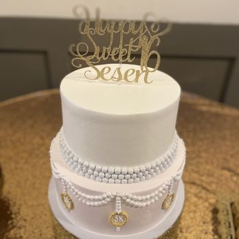 Wild Flour Bakery - Sweet 16 cake - Bakeries Near Me - Rocky River, Ohio