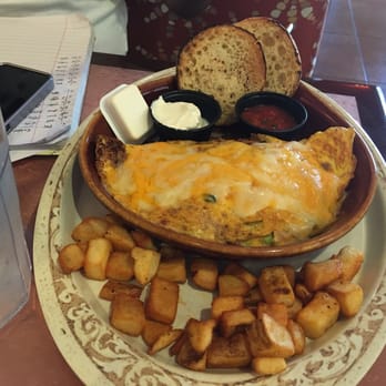 Another Broken Egg Cafe - Omelette and eggs Benedict - Breakfast & Brunch Near Me - Pembroke Pines, Florida