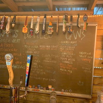 Yellow Dog Eats - Lots of beer to choose from - Sandwiches Near Me - Windermere, Florida Yellow Dog Eats - Lots of beer to choose from - Sandwiches Near Me - Windermere, Florida