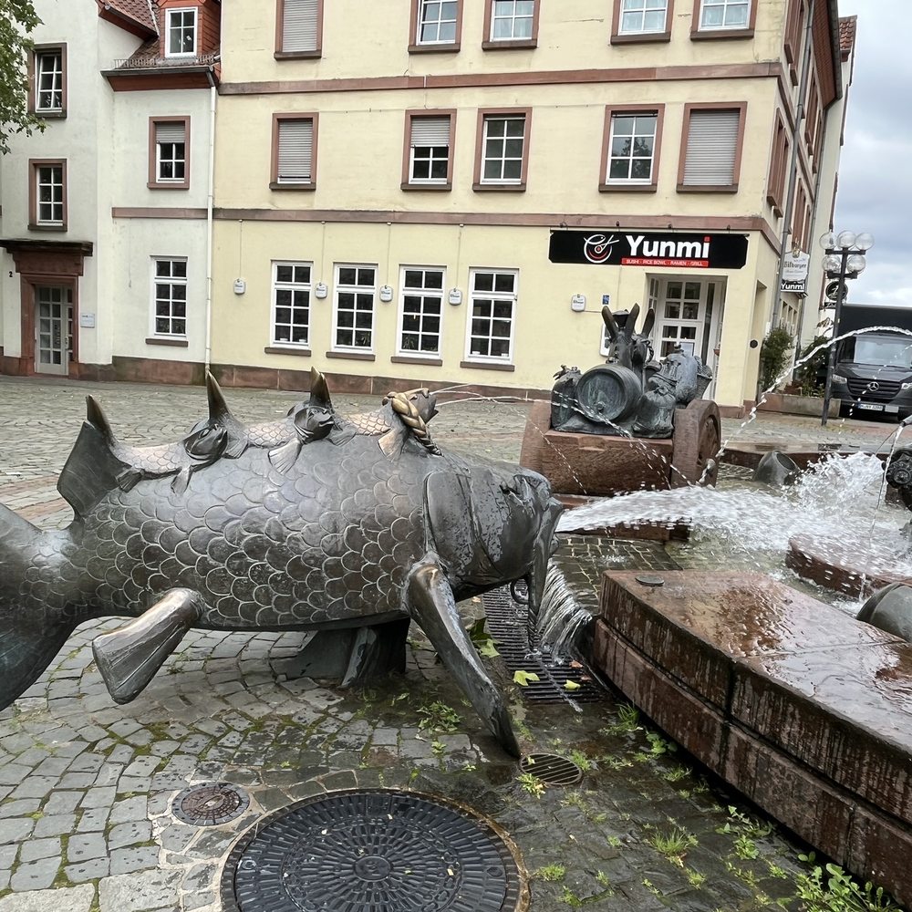 Kaiserbrunnen am Mainzer Tor - You can sit on the giant fish squirting water into the fountain! - Local Flavor Near Me - Kaiserslautern, RP