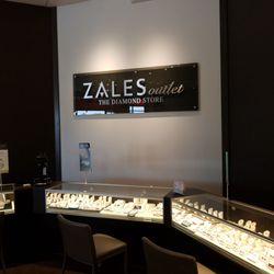 Zales Jewlery Outlet - Outlet