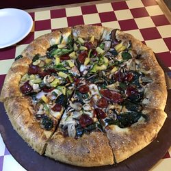 Pizza Hut - cheese-stuffed salted pretzel edge was sooo goood!!