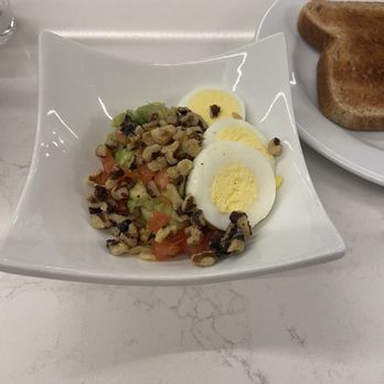 Renaissance Baltimore Harborplace Hotel - Make your own avocado toast in Concierge Lounge (elite members only) - Hotels Near Me - Baltimore, Maryland Renaissance Baltimore Harborplace Hotel - Make your own avocado toast in Concierge Lounge (elite members only) - Hotels Near Me - Baltimore, Maryland