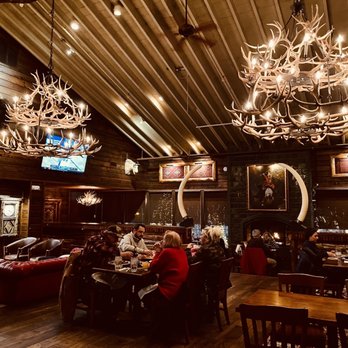 Camp Ticonderoga - Restaurant - American Near Me - Troy, Michigan