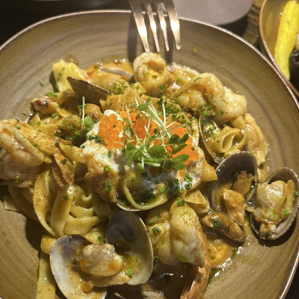 Mango Bay - Ras & Pasta - Caribbean Near Me - Brooklyn, New York