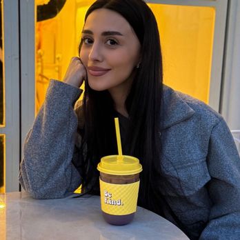 La La Land - Coffee & Tea Near Me - Glendale, California La La Land - Coffee & Tea Near Me - Glendale, California