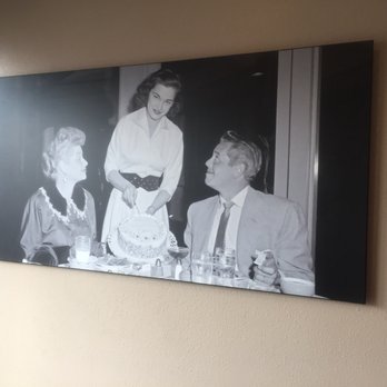 Rick's Restaurant - Cuban Near Me - Palm Springs, California