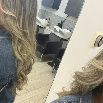 Salon Ten24 - Hairstyle, Blonde - Hair Salons Near Me - Modesto, California Salon Ten24 - Hairstyle, Blonde - Hair Salons Near Me - Modesto, California