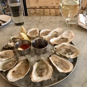 Neptune Oyster - Variety of oysters - Seafood Near Me - Boston, Massachusetts Neptune Oyster - Variety of oysters - Seafood Near Me - Boston, Massachusetts