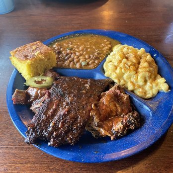 Dinosaur Bar-B-Que - Tres Ninos - Barbeque Near Me - Rochester, New York