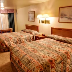 Big Sky Motel - Double Queen Suite