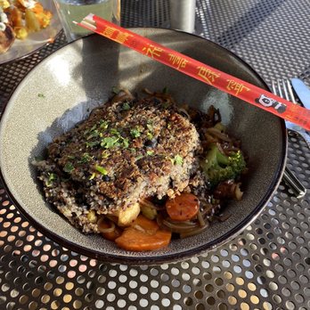 Pure Kitchen - Summit Stir Fry with Quinoa Black Bean Protein - New American Near Me - Frisco, Colorado