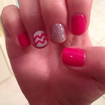 Glo Nail Salon - Manicure with gel polish - Nail Salons Near Me - Lee's Summit, Missouri