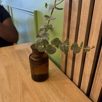 Crepesology - Inside(table) - Creperies Near Me - Dunedin, Florida