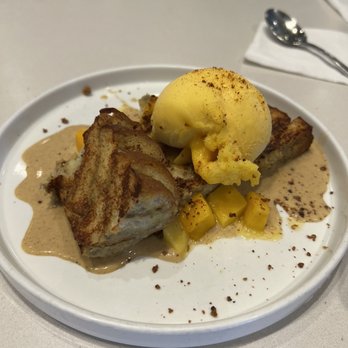 et al. - Banana Bread Pudding - Breakfast & Brunch Near Me - Honolulu, Hawaii et al. - Banana Bread Pudding - Breakfast & Brunch Near Me - Honolulu, Hawaii