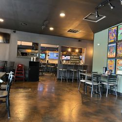 Fistful of Ale - Empty restaurant