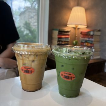Hecho Amano Coffee - Lattes (Coffee and Matcha) with Black Sesame Vanilla - Coffee & Tea Near Me - Pflugerville, Texas