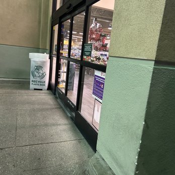 Lucky - Closed even though it says they are open - Grocery Near Me - Concord, California Lucky - Closed even though it says they are open - Grocery Near Me - Concord, California
