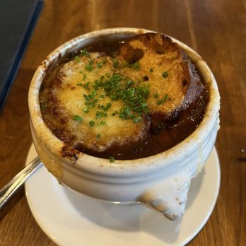L'Oursin - French onion soup - French Near Me - Seattle, Washington