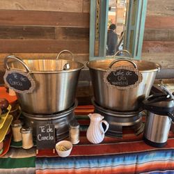 Los Moles Beer Garden - Coffee and tea.