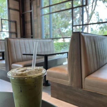 Roosevelt Coffee - Banana oat matcha- PHENOMENAL and not too sweet - Cafes Near Me - Irvine, California Roosevelt Coffee - Banana oat matcha- PHENOMENAL and not too sweet - Cafes Near Me - Irvine, California