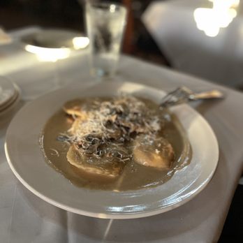 Allegro - Chicken ravioli with mushroom sauce - Italian Near Me - Upland, California Allegro - Chicken ravioli with mushroom sauce - Italian Near Me - Upland, California