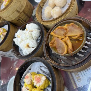 蓮香茶室 - Cantonese Near Me - Hong Kong, HK