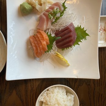 Yusan Sushi & Ramen - Tri Color Sashimi - Sushi Bars Near Me - Stroudsburg, Pennsylvania Yusan Sushi & Ramen - Tri Color Sashimi - Sushi Bars Near Me - Stroudsburg, Pennsylvania