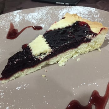 Dar Moschino - Cherry tart - Italian Near Me - Rome, RM