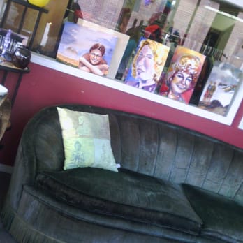 Willamina Thrift Store - Furniture and art too - Thrift Stores Near Me - Willamina, Oregon