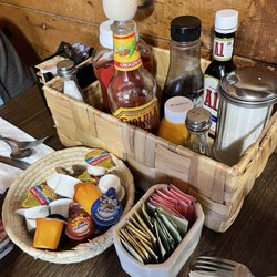 Cozy Oaks Cafe - Table Condiments