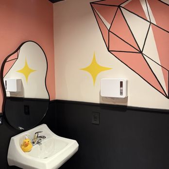 Elite Experience: Dreamwave Coffee - Cute bathroom touches - Yelp Events Near Me - Carlsbad, California