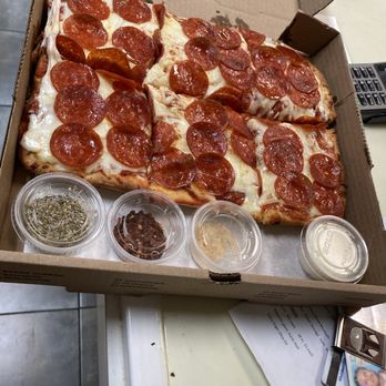 Cucinellas Pizza - 1/4 sheet pie - Pizza Near Me - Jacksonville, Florida Cucinellas Pizza - 1/4 sheet pie - Pizza Near Me - Jacksonville, Florida