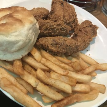 Daisy Mae’s - Chicken wing basket - Breakfast & Brunch Near Me - New Orleans, Louisiana