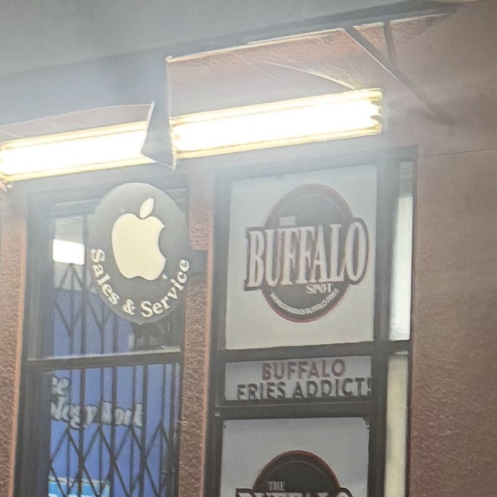 The Buffalo Spot - Long Beach - This is the place that says they close at 10 but walk in at 9:45 and they told me they were closed....!! - Chicken Wings Near Me - Long Beach, California