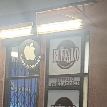 The Buffalo Spot - Long Beach - This is the place that says they close at 10 but walk in at 9:45 and they told me they were closed....!! - Chicken Wings Near Me - Long Beach, California The Buffalo Spot - Long Beach - This is the place that says they close at 10 but walk in at 9:45 and they told me they were closed....!! - Chicken Wings Near Me - Long Beach, California