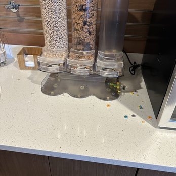 La Quinta by Wyndham Logan - Empty breakfast cereal - Hotels Near Me - Logan, Utah La Quinta by Wyndham Logan - Empty breakfast cereal - Hotels Near Me - Logan, Utah