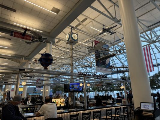 Charlotte Douglas International Airport by null