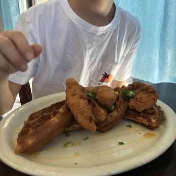 Page's Diner - This is after he removed I handful of green onions - Diners Near Me - Santa Rosa, California Page's Diner - This is after he removed I handful of green onions - Diners Near Me - Santa Rosa, California
