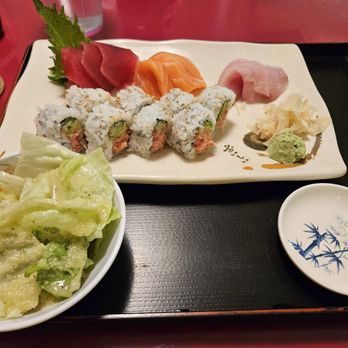 Shogun Sushi - Sashmi lunch combo with spicy tuna roll - Sushi Bars Near Me - Palmdale, California Shogun Sushi - Sashmi lunch combo with spicy tuna roll - Sushi Bars Near Me - Palmdale, California