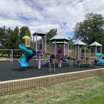 Manzanita Park - View of the playground. - Parks Near Me - Reno, Nevada Manzanita Park - View of the playground. - Parks Near Me - Reno, Nevada
