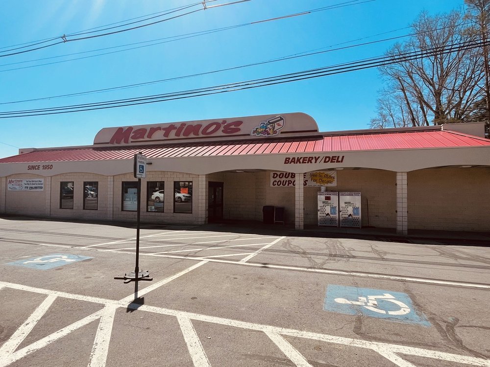 Martino's Bi-Lo Logo