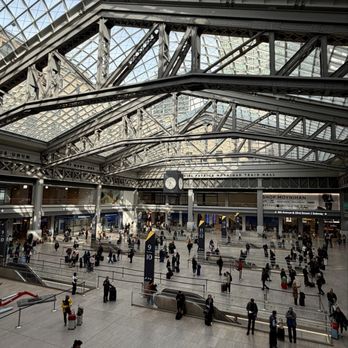 Amtrak Metropolitan Lounge - Lounges Near Me - New York, New York Amtrak Metropolitan Lounge - Lounges Near Me - New York, New York