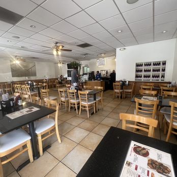 Pho La Jolla - the inside of a restaurant - Vietnamese Near Me - La Jolla, California Pho La Jolla - the inside of a restaurant - Vietnamese Near Me - La Jolla, California