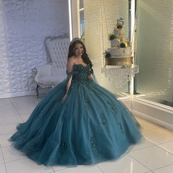The Hollywood Hall - Cake was beautiful and delicious! - Venues & Event Spaces Near Me - Moreno Valley, California The Hollywood Hall - Cake was beautiful and delicious! - Venues & Event Spaces Near Me - Moreno Valley, California